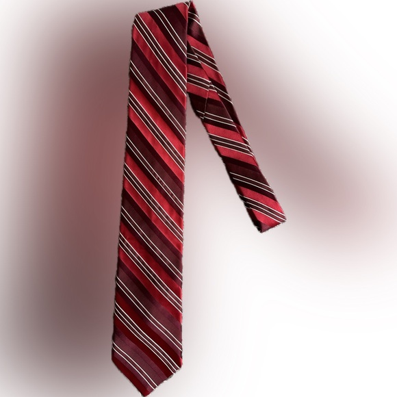 Michael Kors striped 100% silk tie, various reds - Picture 2 of 5
